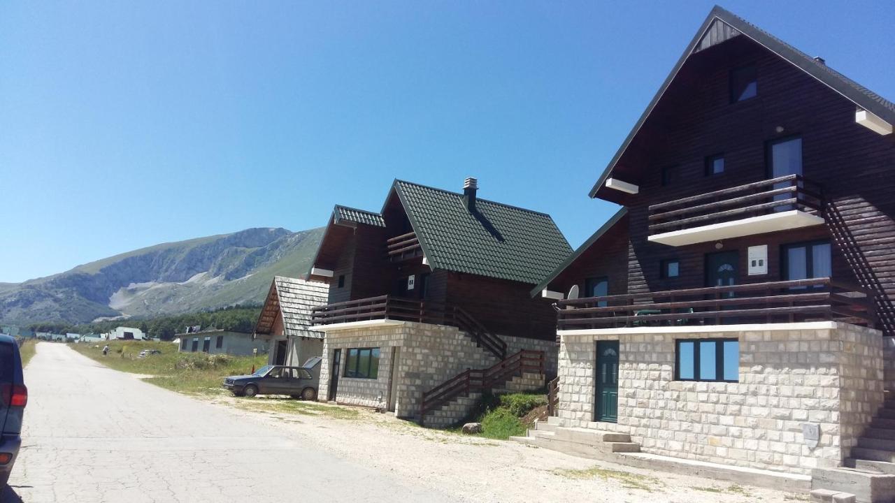 Guesthouse Wolf 자블야크 외부 사진
