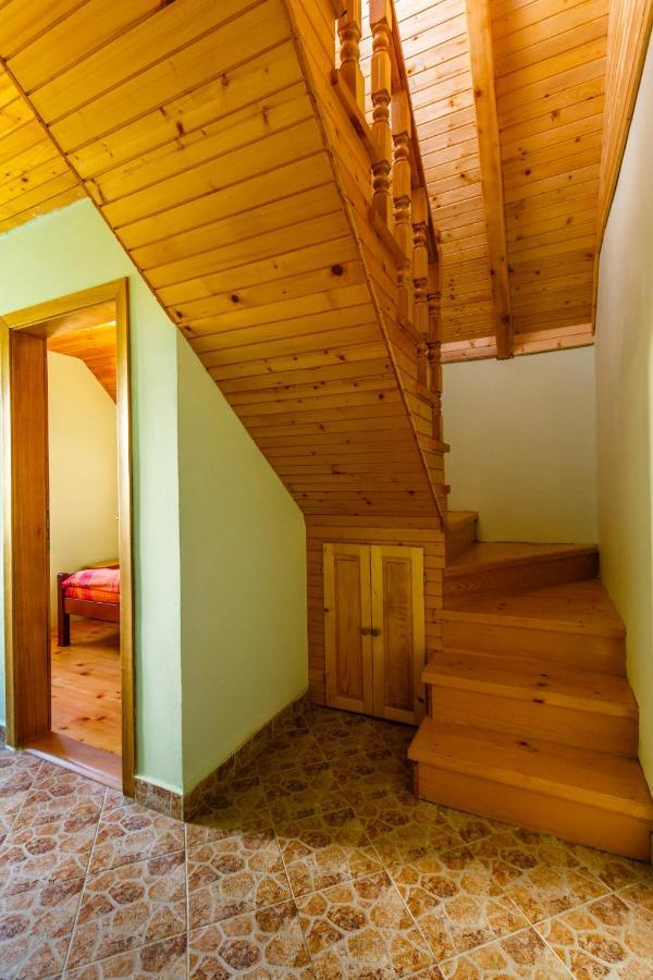 Guesthouse Wolf 자블야크 외부 사진