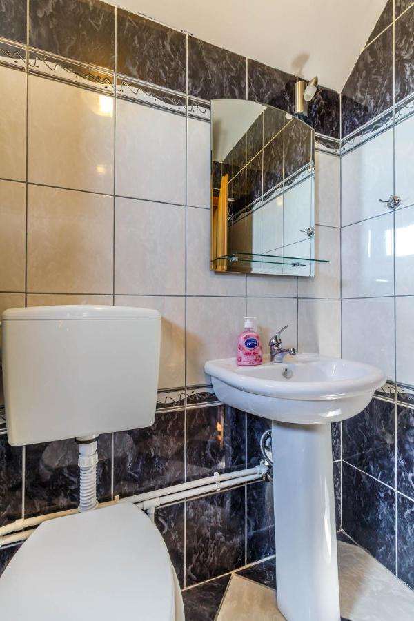 Guesthouse Wolf 자블야크 외부 사진