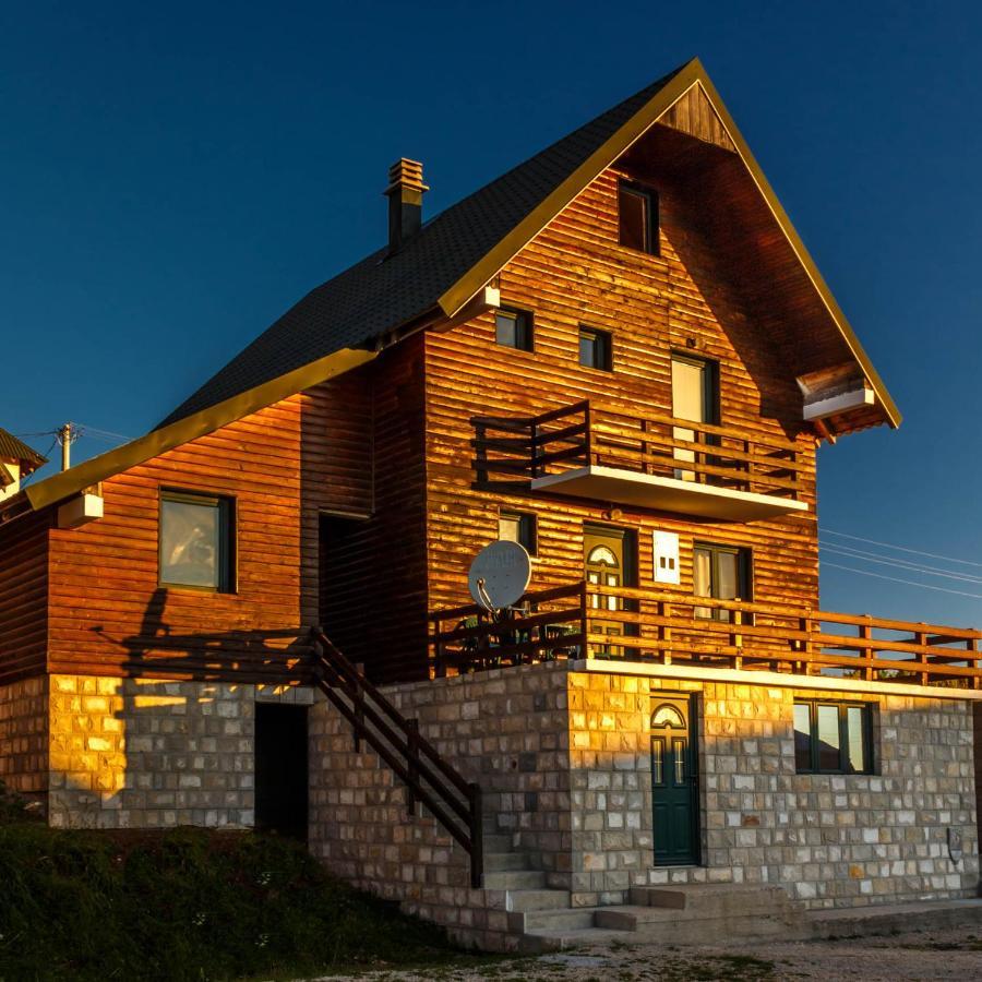 Guesthouse Wolf 자블야크 외부 사진