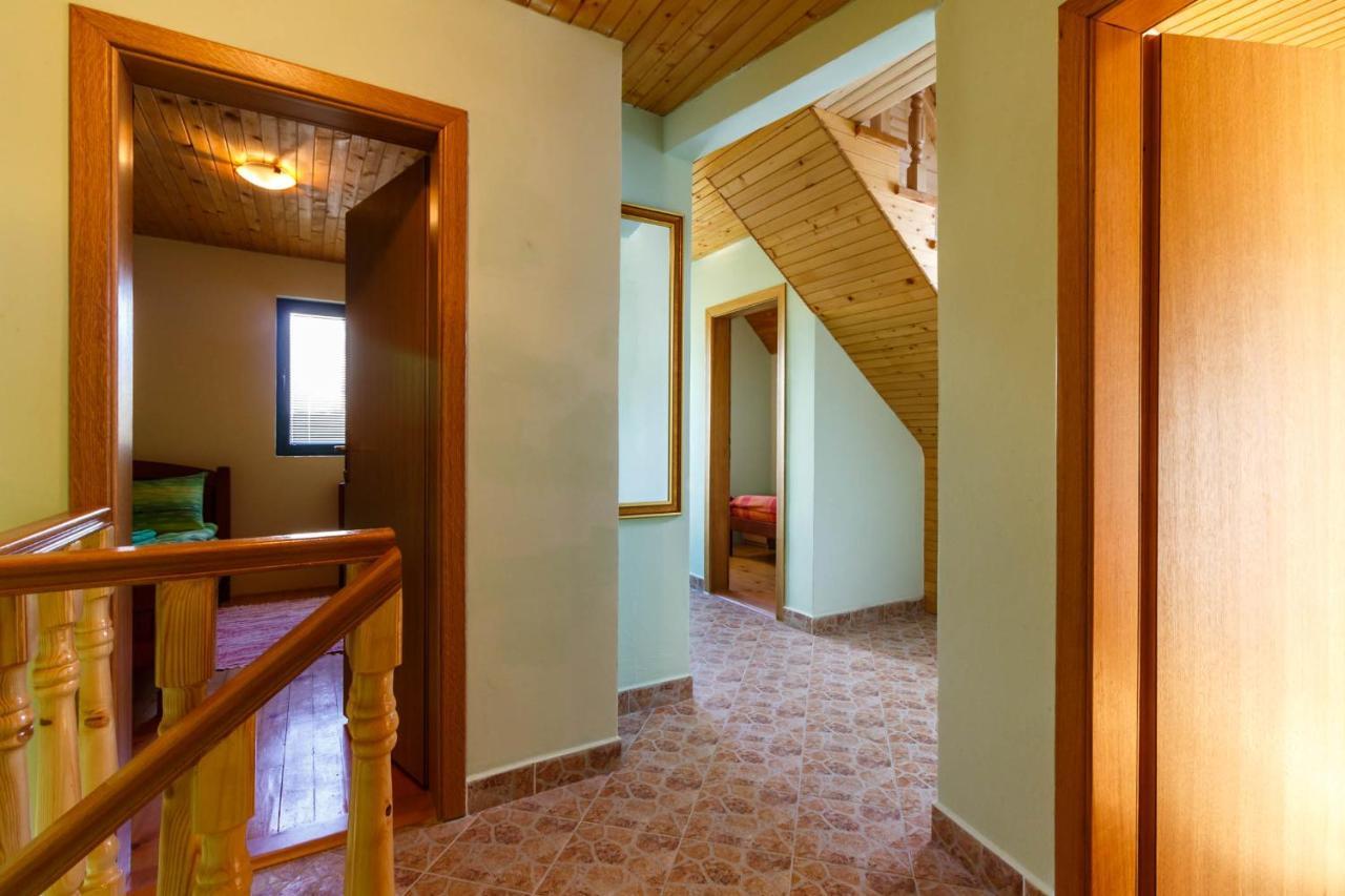 Guesthouse Wolf 자블야크 외부 사진