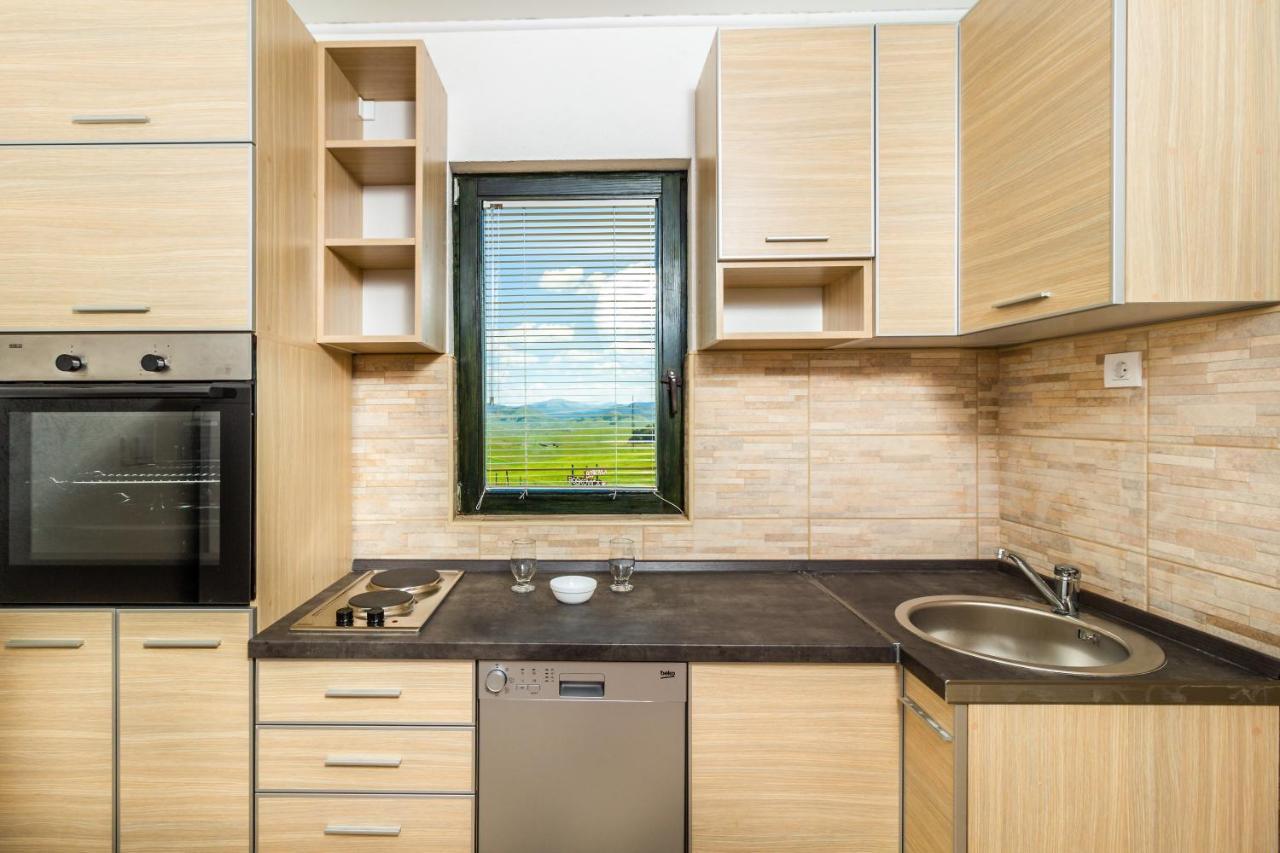 Guesthouse Wolf 자블야크 외부 사진