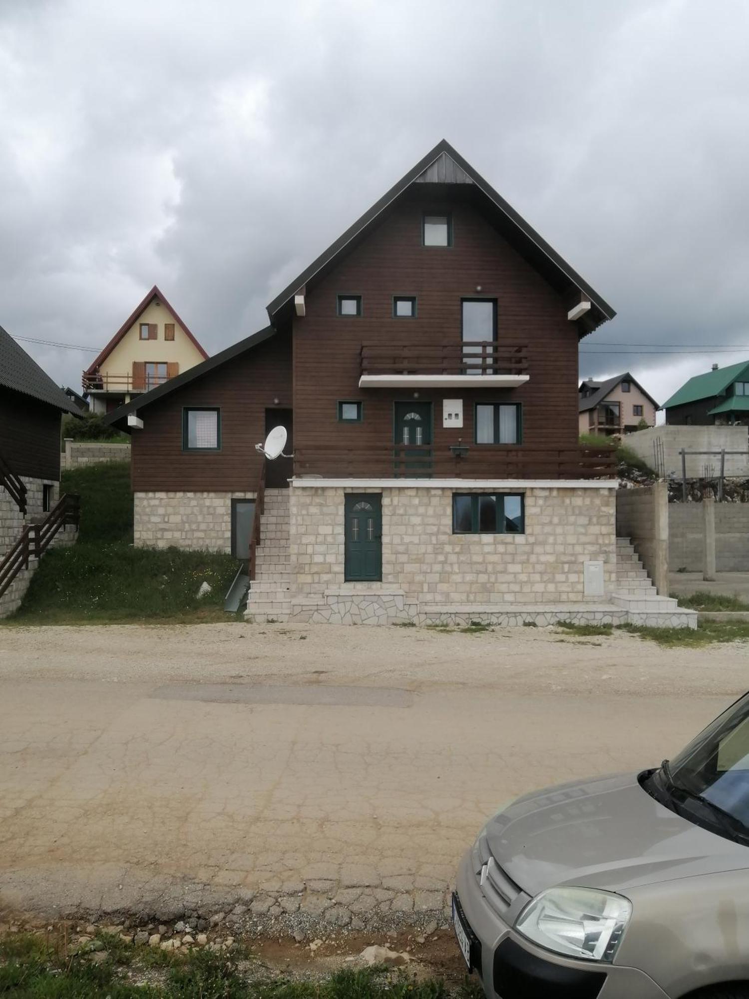 Guesthouse Wolf 자블야크 외부 사진