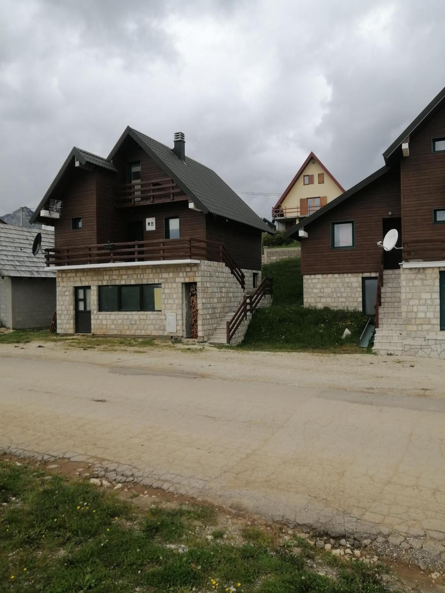 Guesthouse Wolf 자블야크 외부 사진