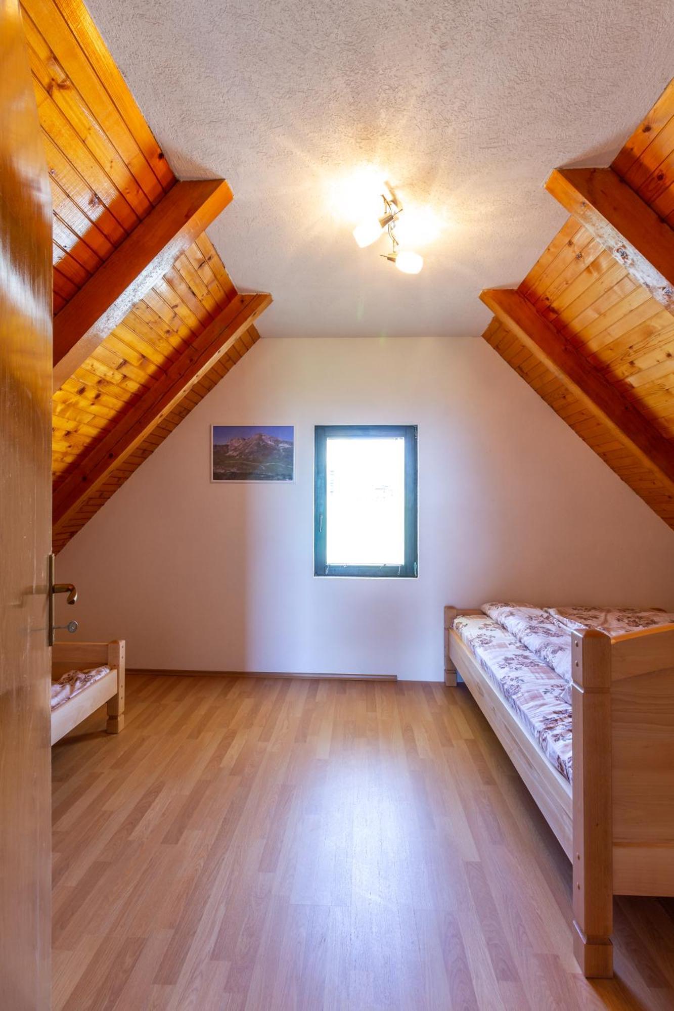 Guesthouse Wolf 자블야크 외부 사진
