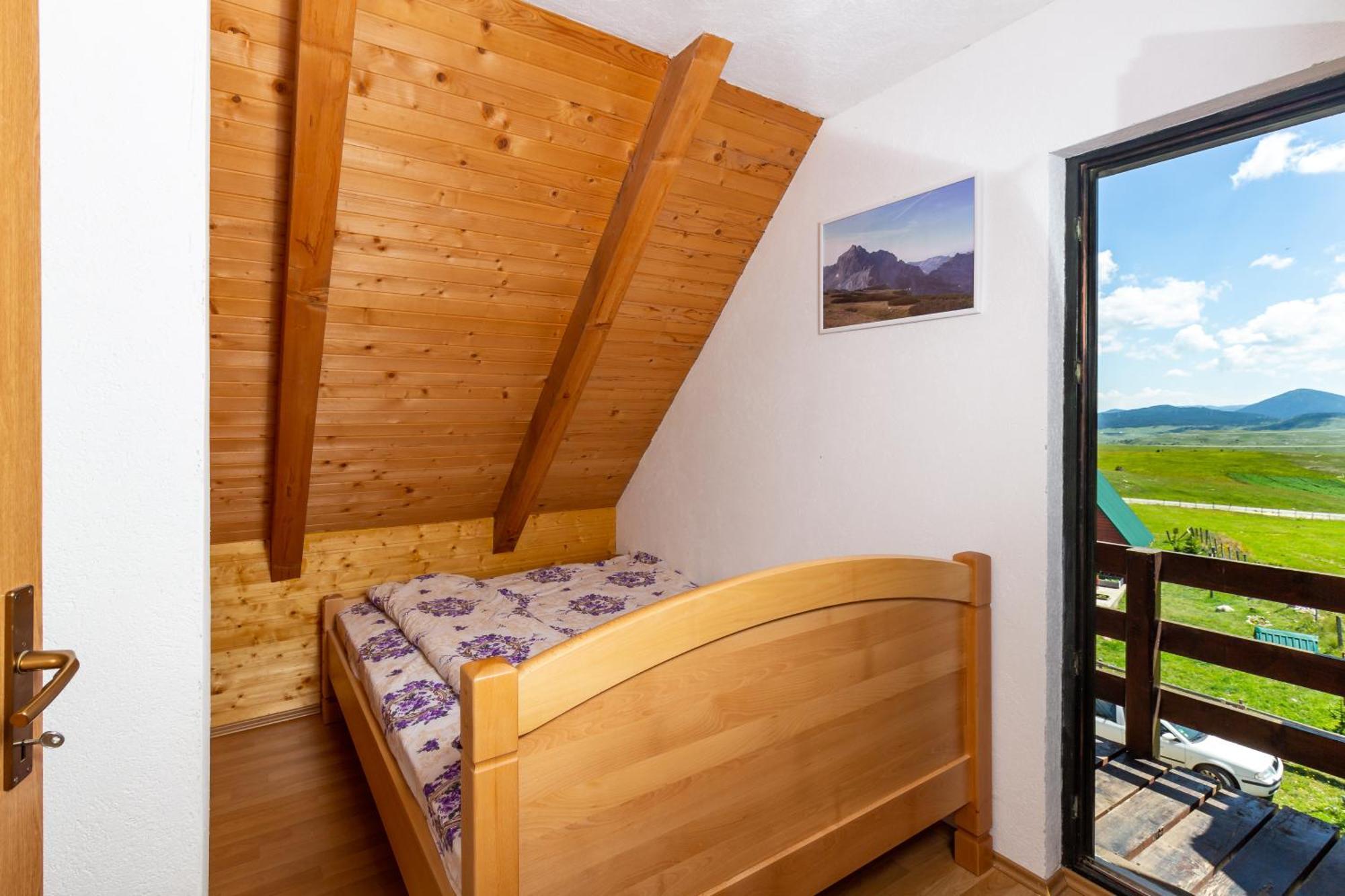Guesthouse Wolf 자블야크 외부 사진